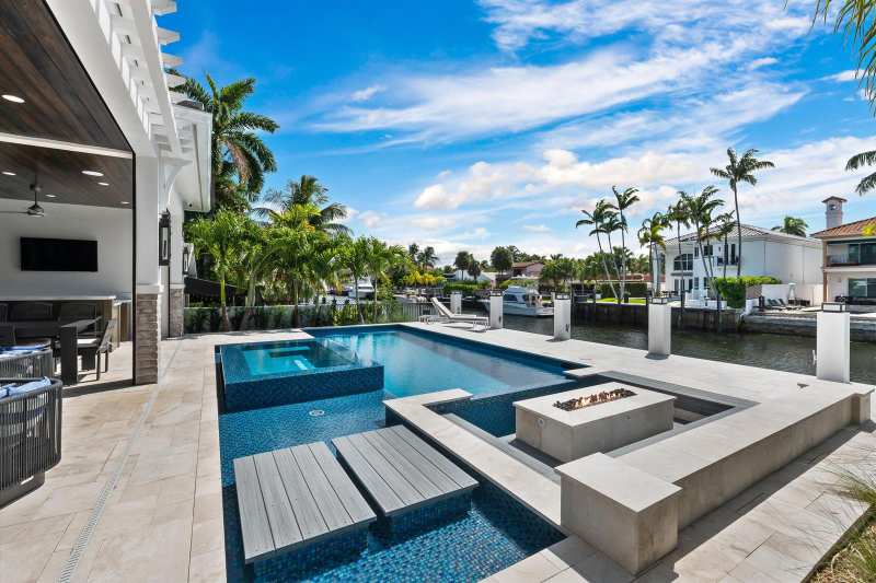 319 Coconut Isle Drive # 2, Fort Lauderdale FL 33301