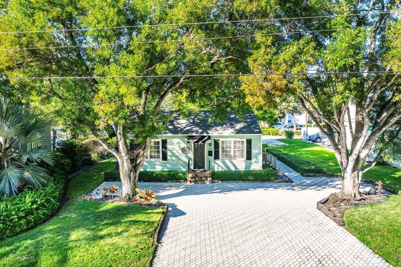 138 N Swinton Avenue, Delray Beach FL 33444