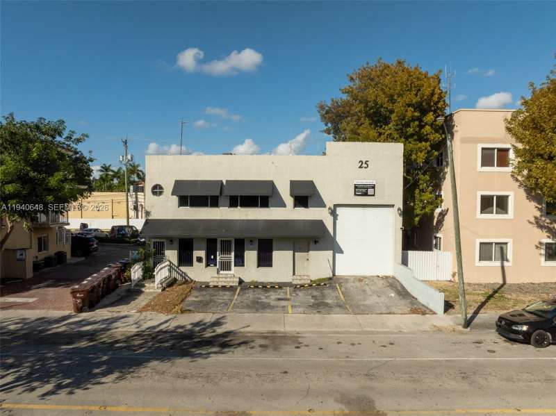 25 E 4th St, Hialeah FL 33010