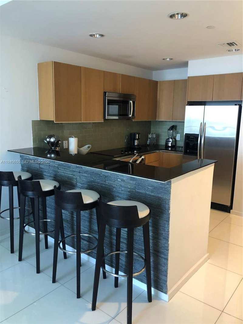 1060 Brickell Ave # 1915, Miami FL 33131