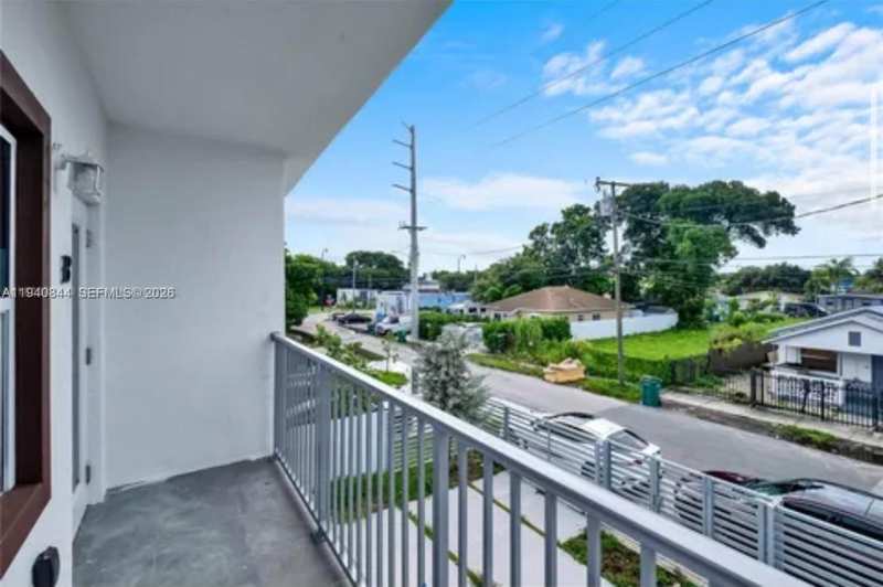 1831 NW 67th St # 1, Miami FL 33147