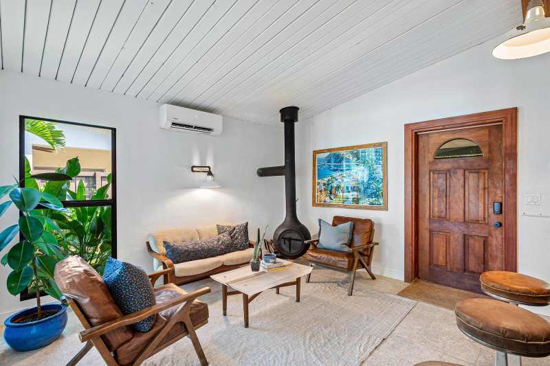 363 Glouchester Street, Boca Raton FL 33487