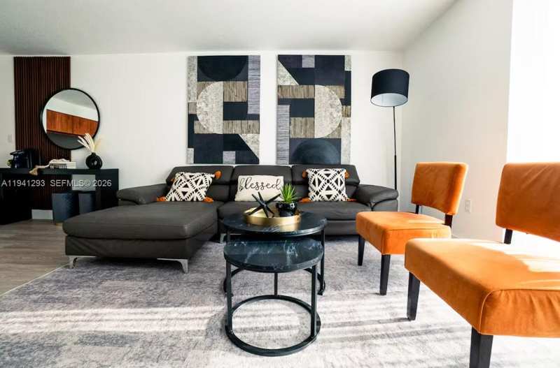 1200 Brickell Bay Dr # 3524, Miami FL 33131