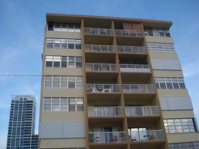 6855 Abbott Ave # 601, Miami Beach FL 33141