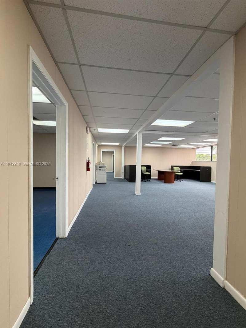 1355 NW 97 Avenue, Doral FL 33172