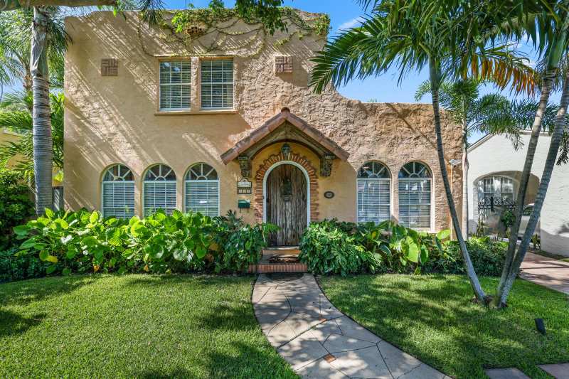325 Greymon Drive, West Palm Beach FL 33405