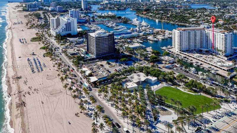 1 Las Olas Circle # 306, Fort Lauderdale FL 33316