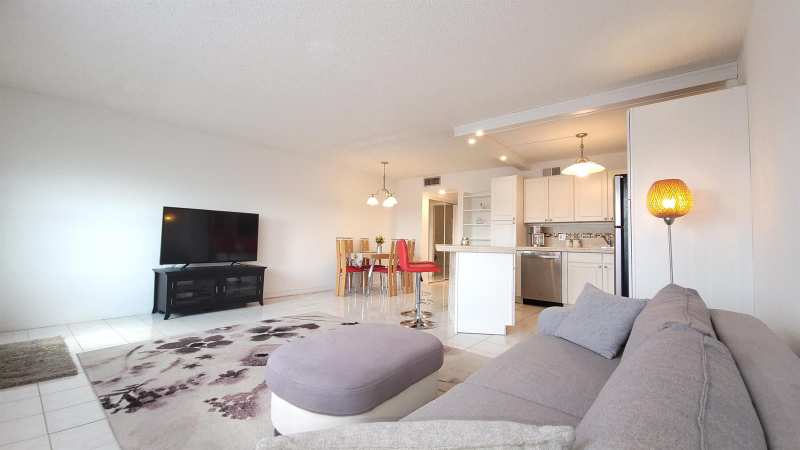 405 Southampton A, West Palm Beach FL 33417