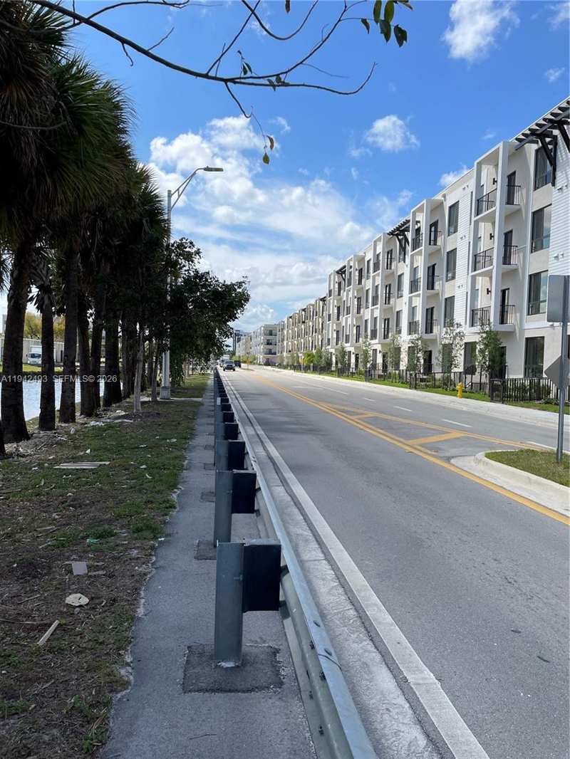 8001 NW 41st St # 108, Doral FL 33166