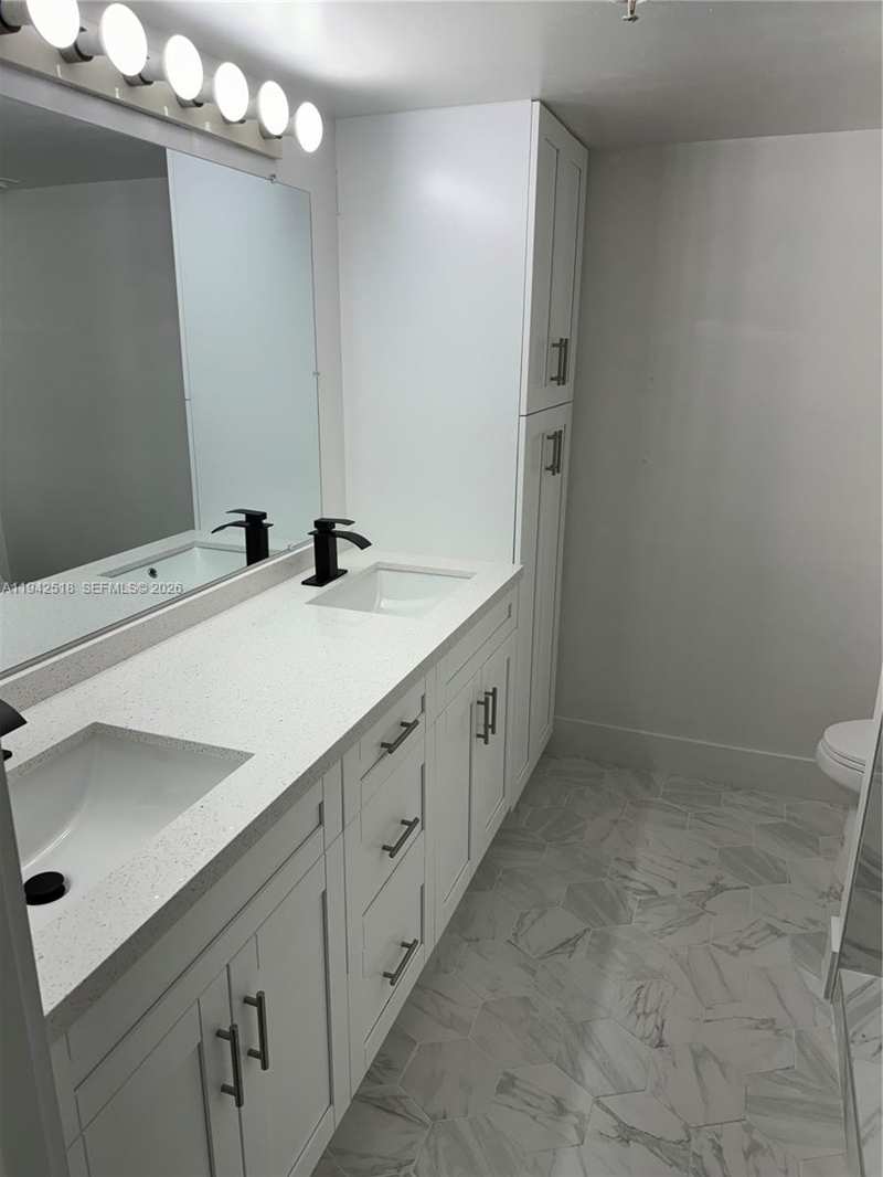 440 S Park Rd # 207, Hollywood FL 33021