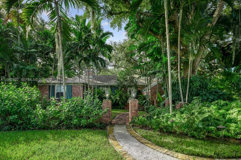 530 Melaleuca Ln, Miami FL 33137