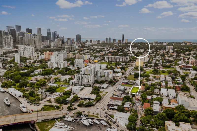 818 NW 3rd St, Miami FL 33128
