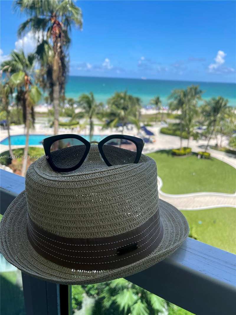 5161 Collins Ave # 715, Miami Beach FL 33140