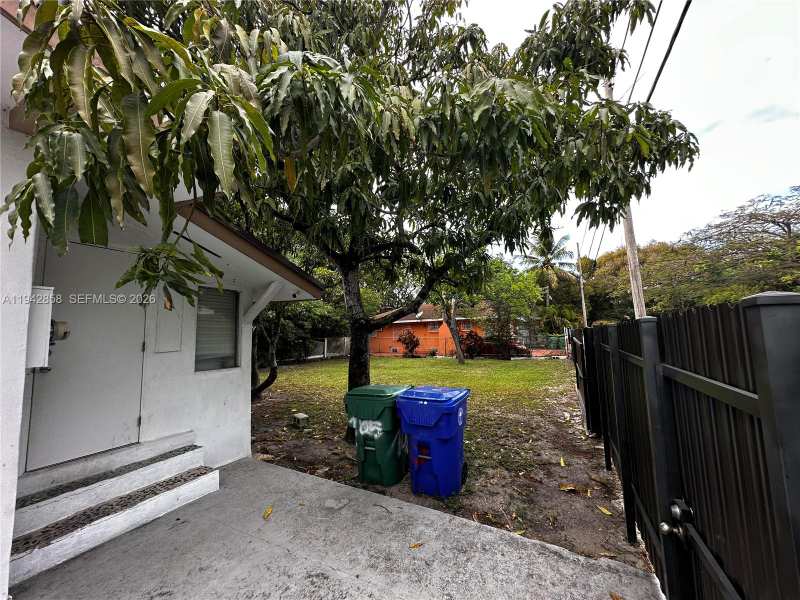 105 NW 31st St # 1, Miami FL 33127