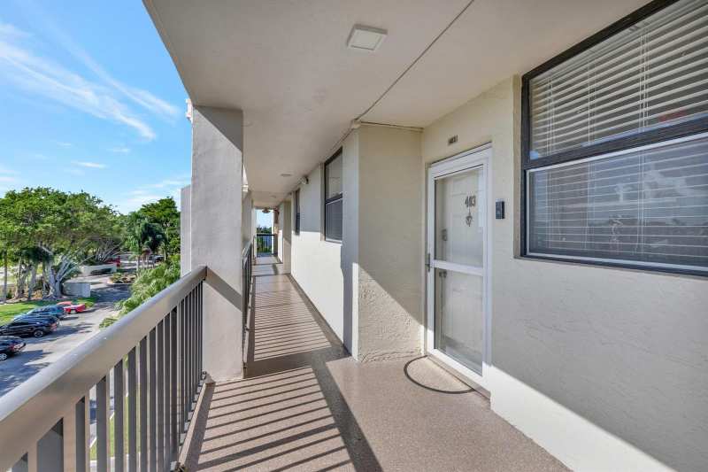 115 Lake Emerald Drive # 403, Oakland Park FL 33309
