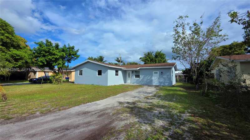 1700 N Cypress Rd, Pompano Beach FL 33060