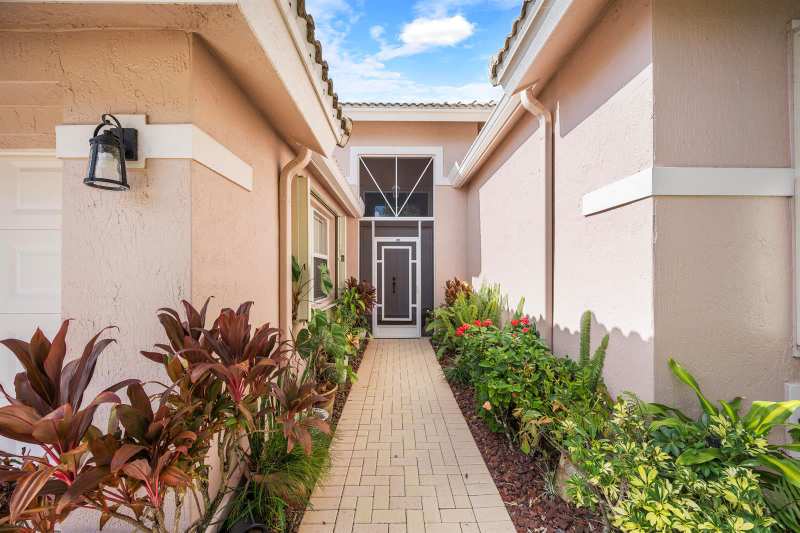 2315 Sailfish Cove Dr, West Palm Beach FL 33411