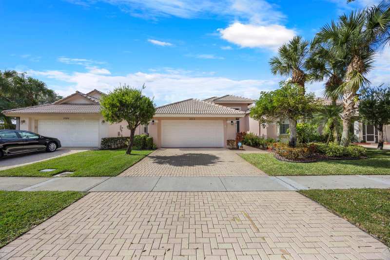 2315 Sailfish Cove Dr, West Palm Beach FL 33411