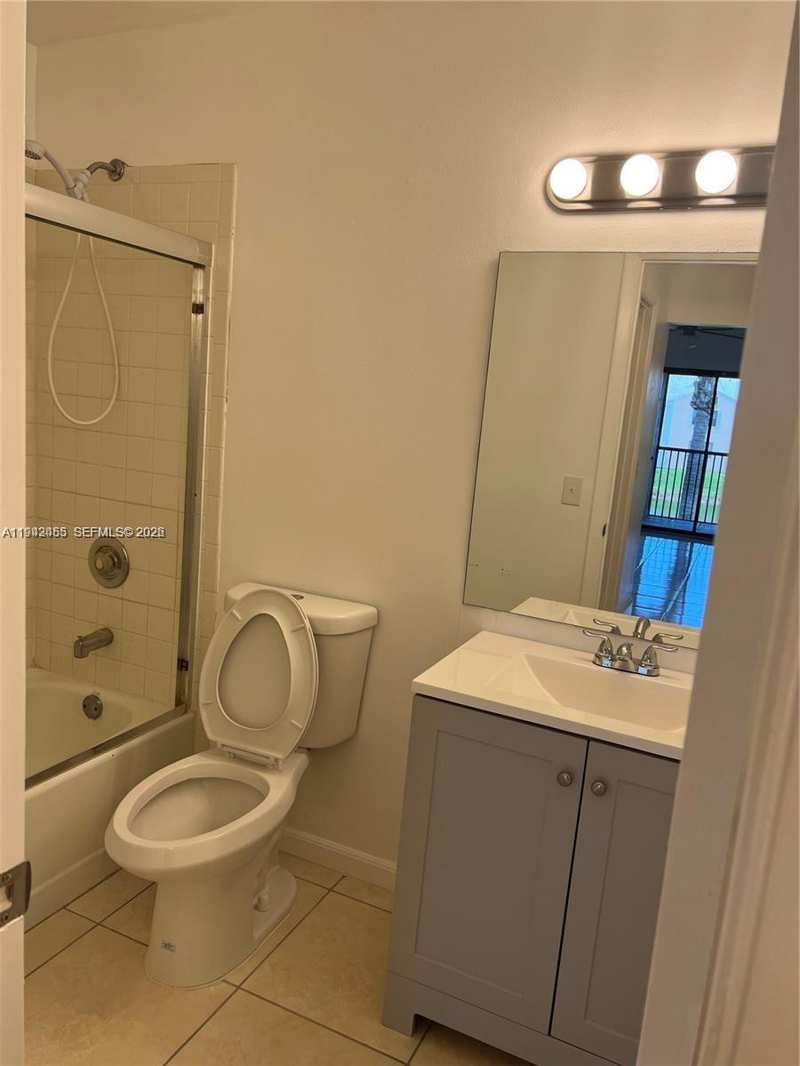 1017 Washington Cir # I, Homestead FL 33034
