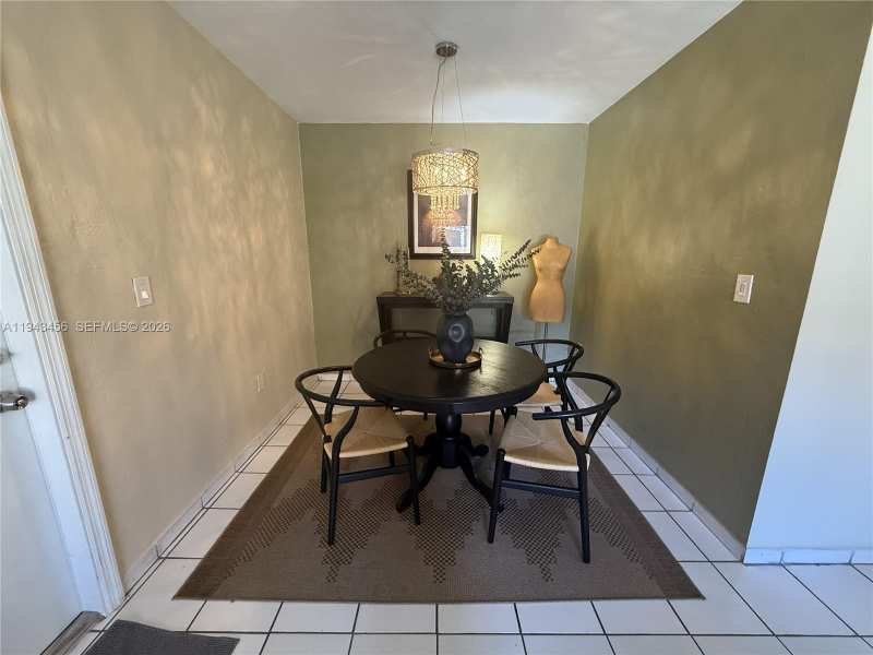 7823 Miller Dr # C207, Miami FL 33155