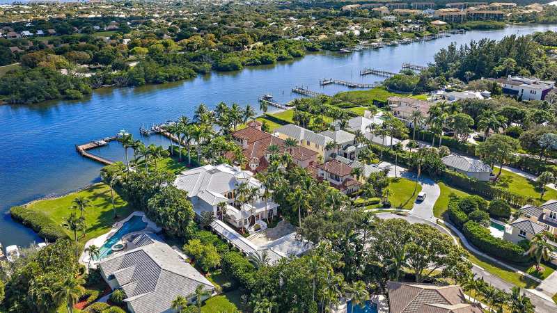 2929 Marys Way, Palm Beach Gardens FL 33410