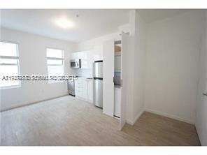 1611 Meridian Ave # 208, Miami Beach FL 33139