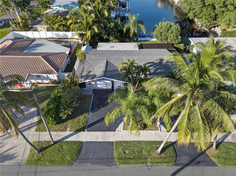 371 SE 3rd St, Pompano Beach FL 33060