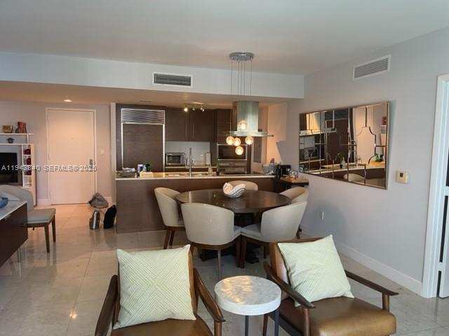 465 BRICKELL AVE # 818, Miami FL 33131