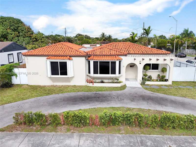 591 SE 5th St, Hialeah FL 33010