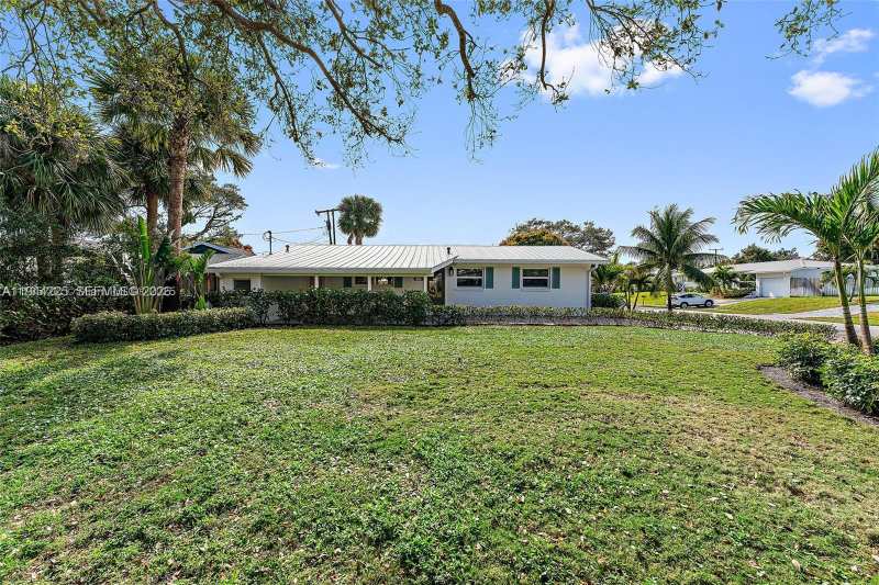 324 Tequesta, Tequesta FL 33469