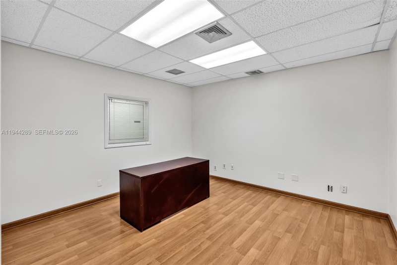 2021 Coolidge St # 106, Hollywood FL 33020