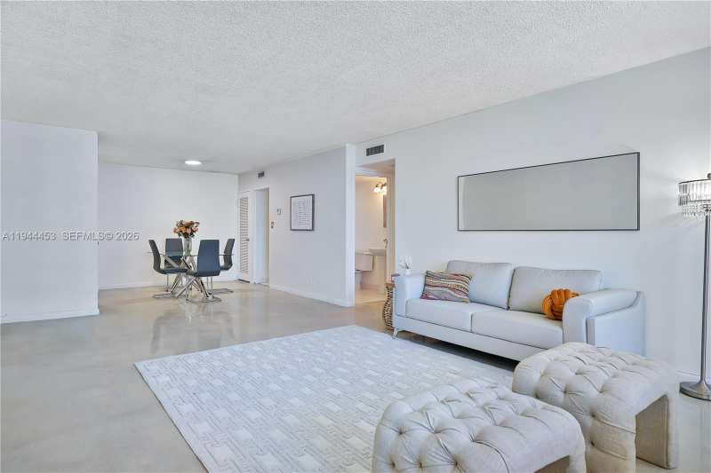 9225 Collins Ave # 705, Surfside FL 33154