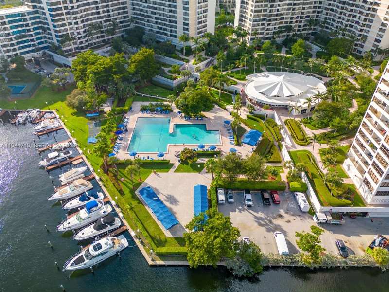 600 Three Islands Blvd # 1403, Hallandale Beach FL 33009