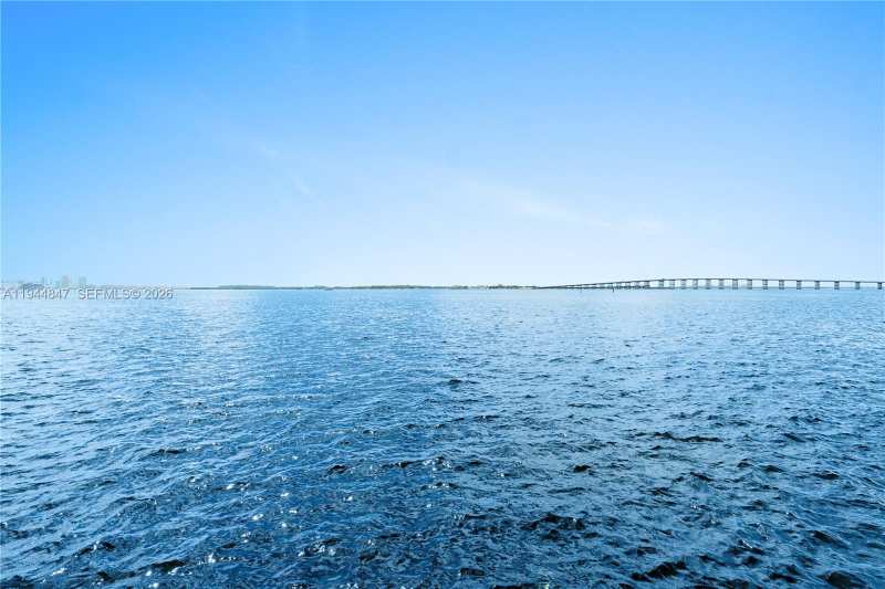 200 SE 15th Rd # 5D, Miami FL 33129
