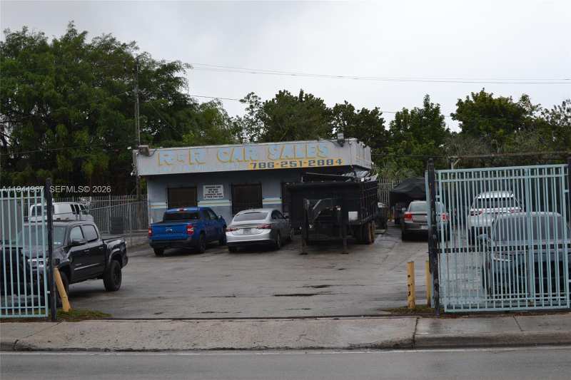 12931 NW 27th Ave, Miami FL 33167