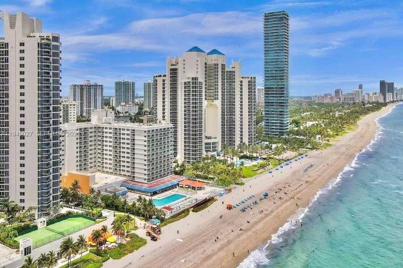 19201 Collins Ave # 420, Sunny Isles Beach FL 33160