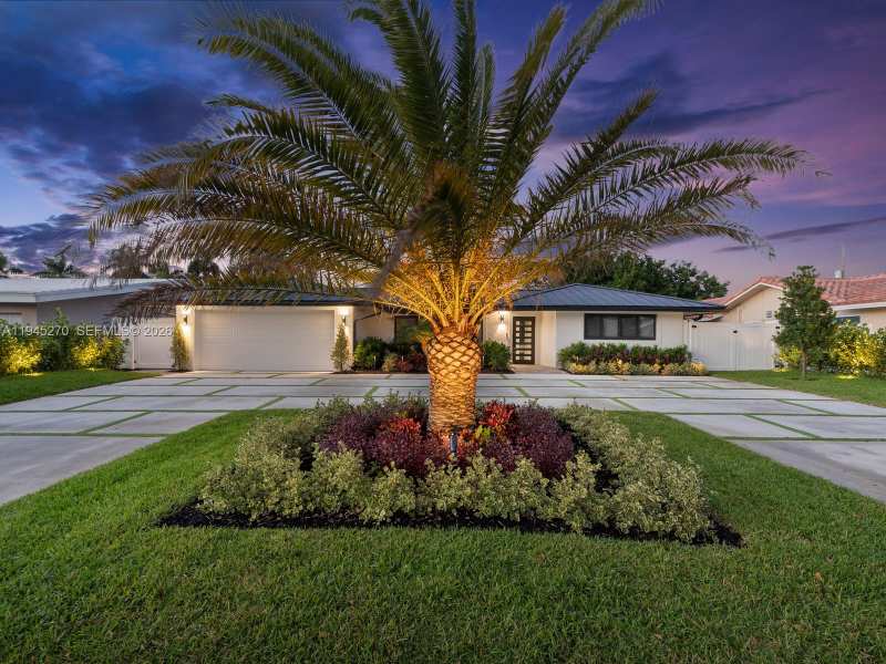 511 SE 14th St, Pompano Beach FL 33060
