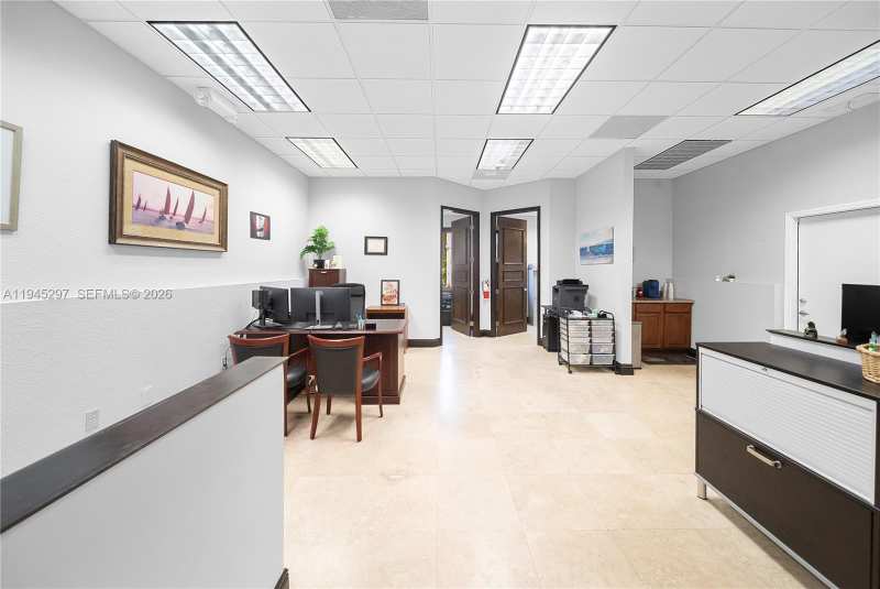 9720 Stirling Rd # 109C, Cooper City FL 33024