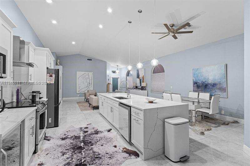 6952 NW 27th Ct # 6952, Margate FL 33063