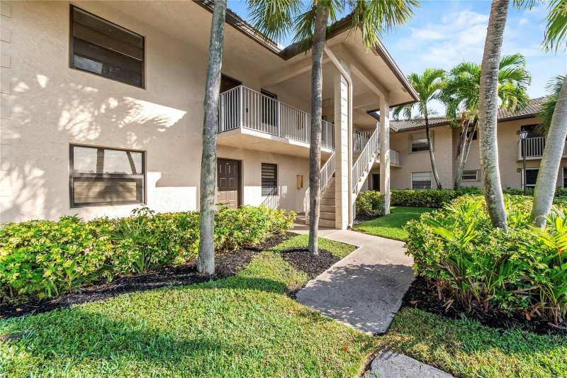 5510 Lakeside Drive # 106, Margate FL 33063