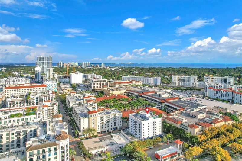 4220 Laguna St # 505, Coral Gables FL 33146