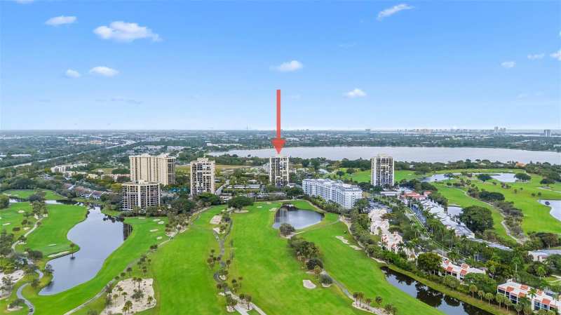 2400 Presidential Way # 1502, West Palm Beach FL 33401