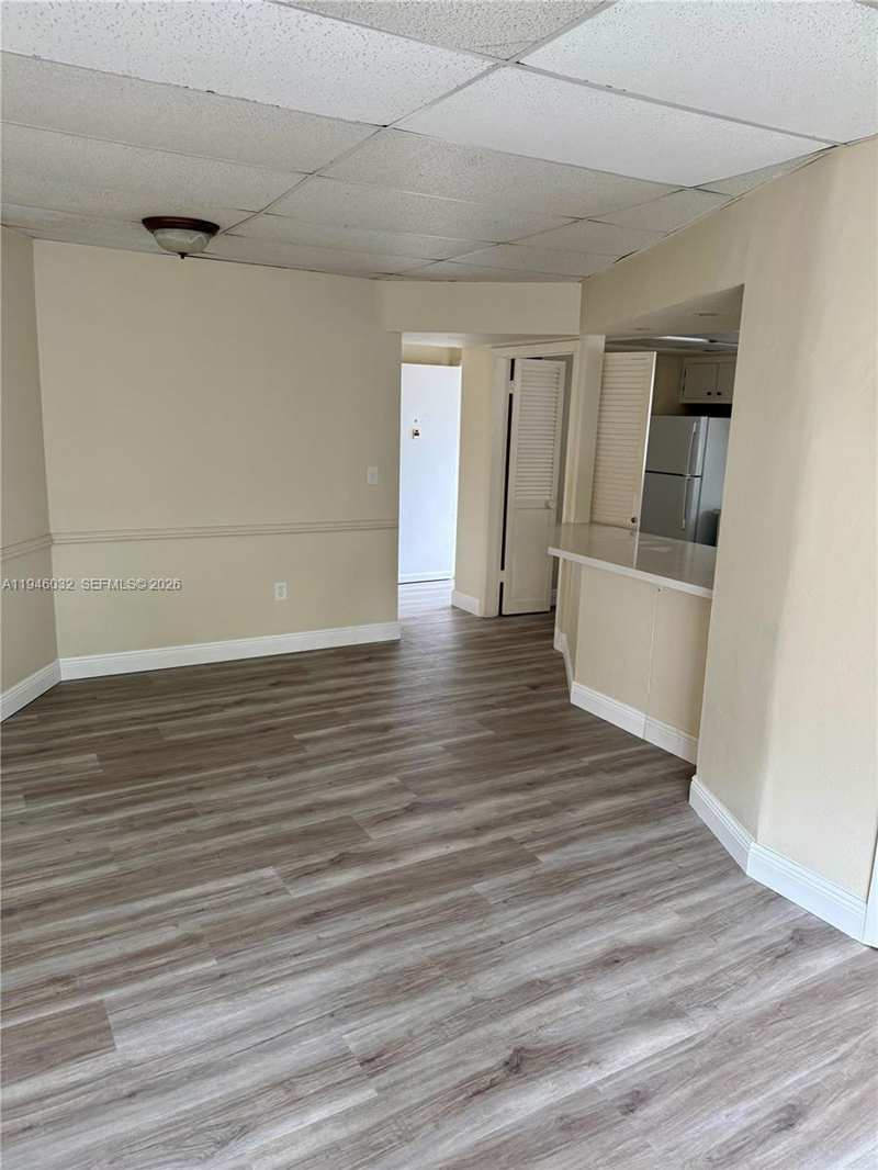 9390 E Bay Harbor Dr # 10, Bay Harbor Islands FL 33154