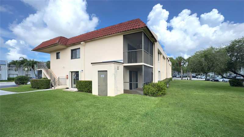 16461 Blatt Blvd # 104, Weston FL 33326