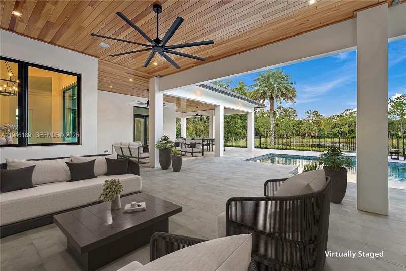 14527 Pepper Bush Dr, Palm Beach Gardens FL 33418