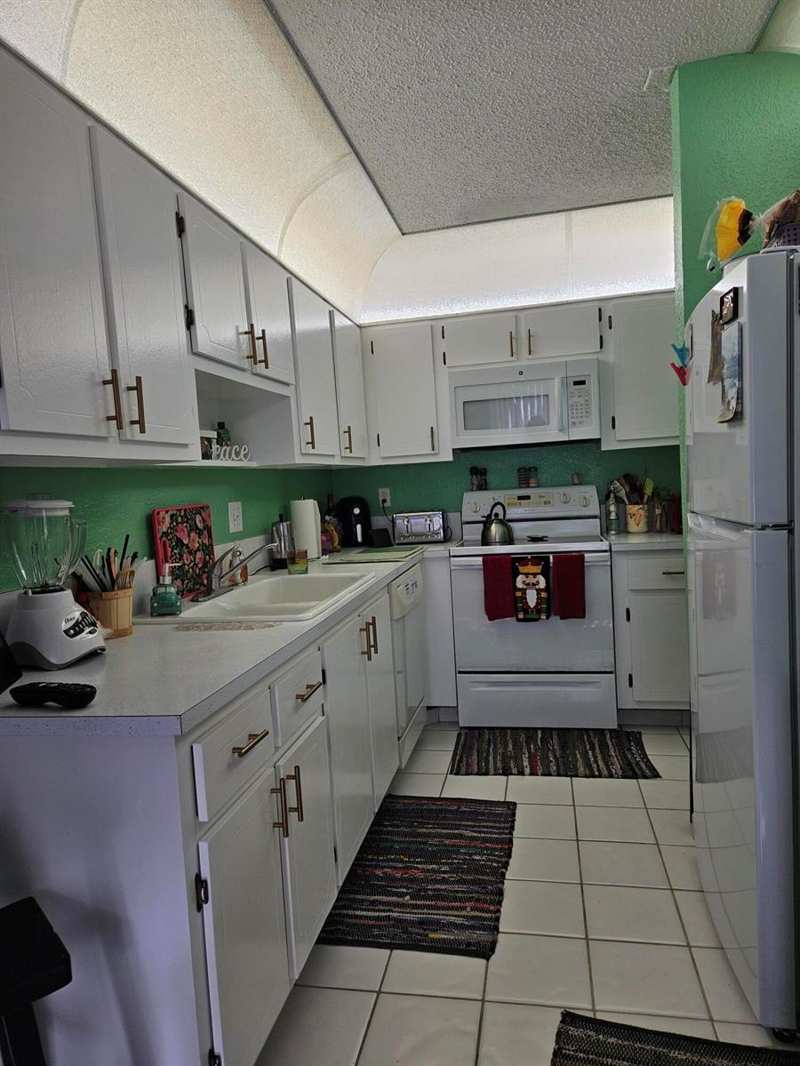 1845 NW 18th Street # 202, Delray Beach FL 33445