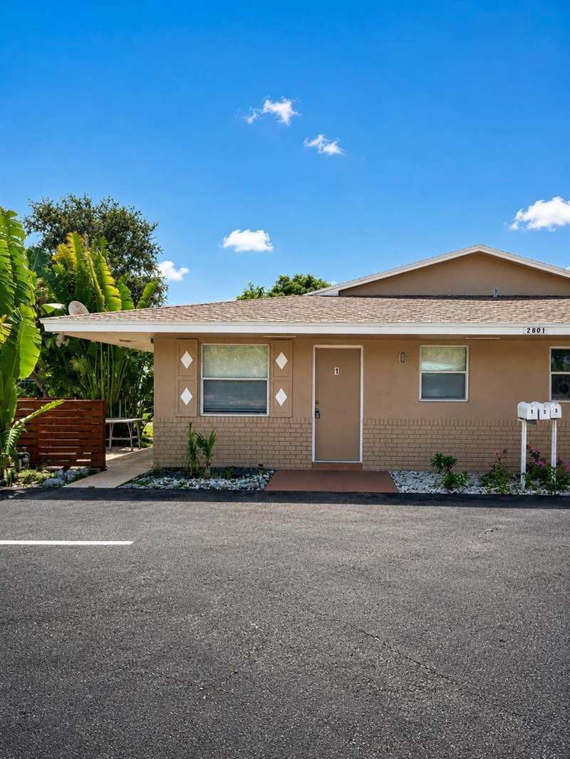 2801 Albatross Rd, Delray Beach FL 33444