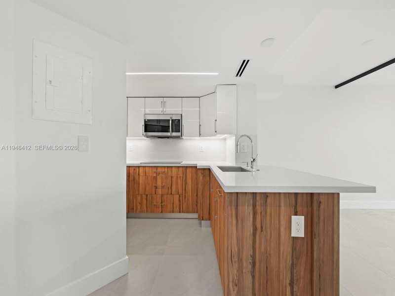 8215 SW 152nd Ave # 308, Miami FL 33193