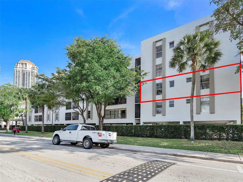 201 178th Dr # 307, Sunny Isles Beach FL 33160