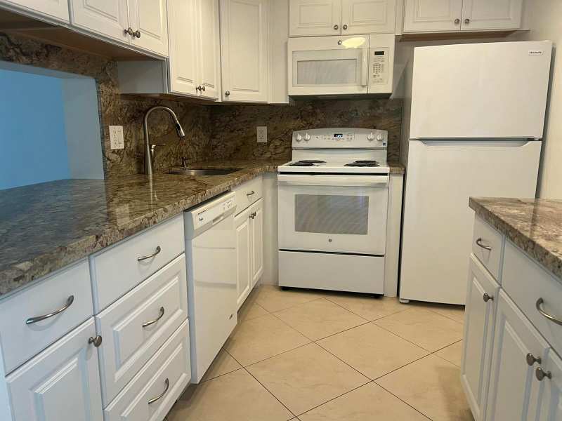 2615 NE 3rd Court # 213, Boynton Beach FL 33435